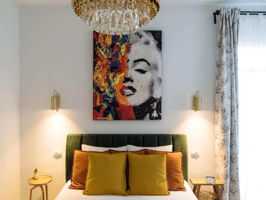 Le Bijou De Marilyn Apartment Bucureşti Ngoại thất bức ảnh
